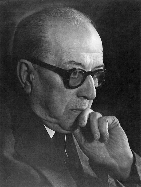 1968: Rudolph Thode leaves the company