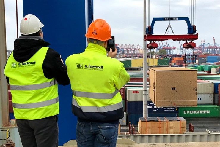 Project shipment at the port v2